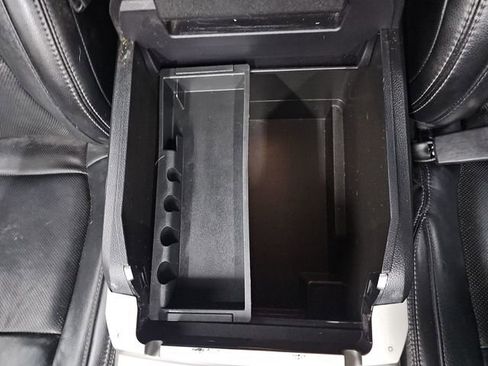 Used 2019 Ford F350 Lariat w/ Chrome Package image 23