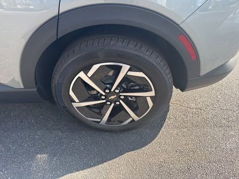 New 2026 Chevrolet Equinox EV LT FWD image 21