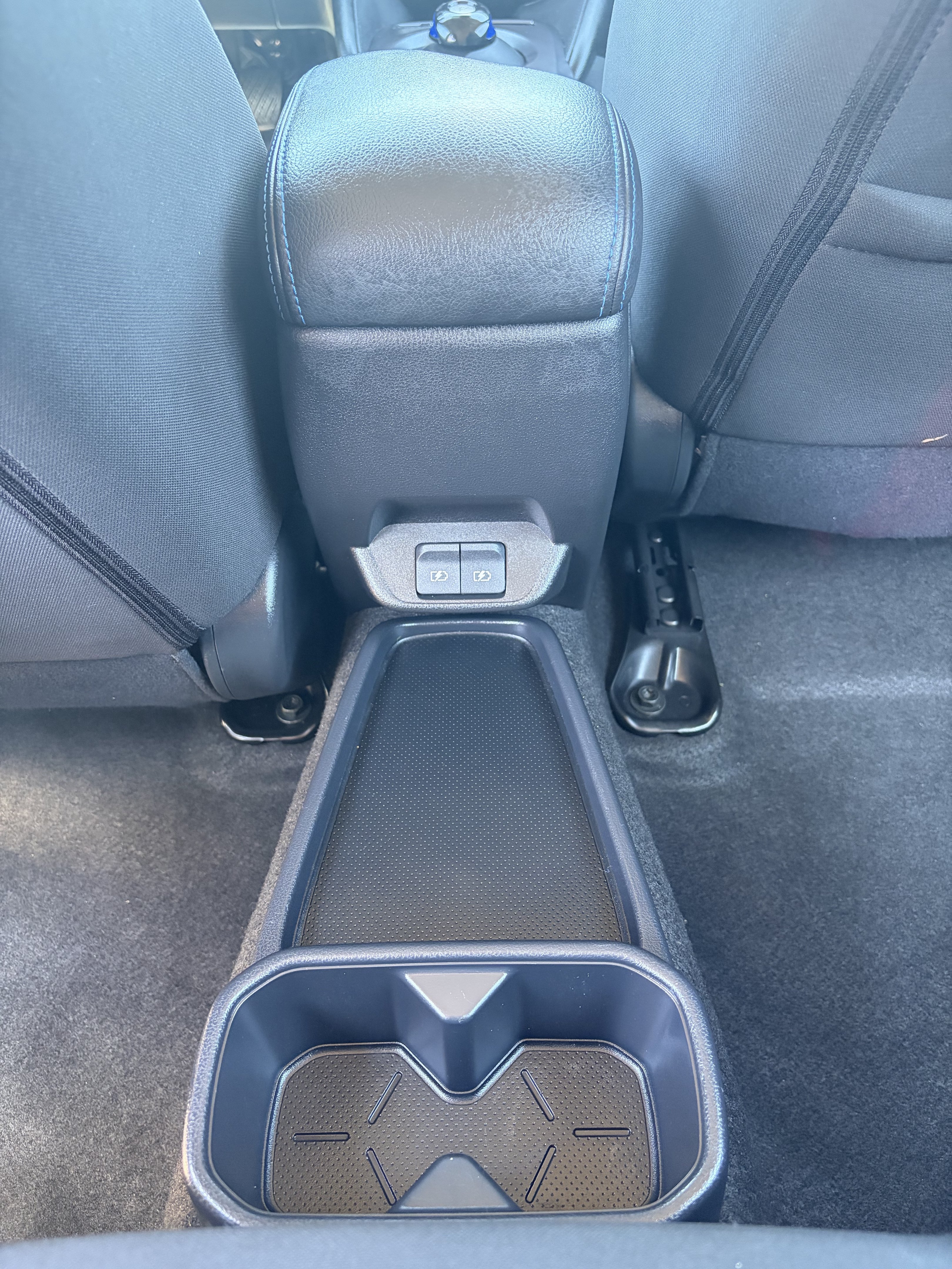 Used 2025 Nissan Leaf S FWD image 20