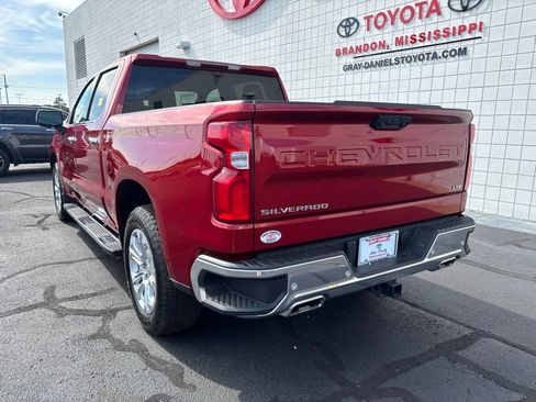 Used 2025 Chevrolet Silverado 1500 LTZ w/ Z71 Off-Road Package AWD/4WD image 6