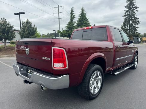 Used 2018 RAM 1500 Laramie w/ Convenience Group AWD/4WD image 10