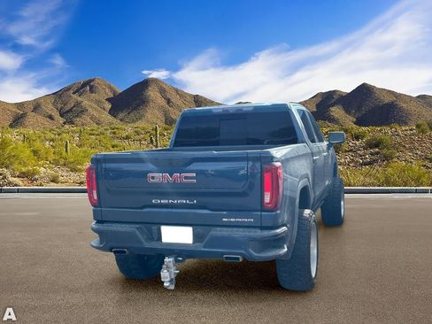 Used 2021 GMC Sierra 1500 Denali w/ Denali Ultimate Package AWD/4WD image 4
