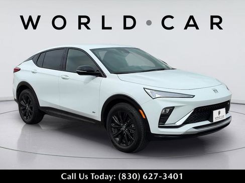 Used 2025 Buick Envista Sport Touring w/ Convenience I Package image 8