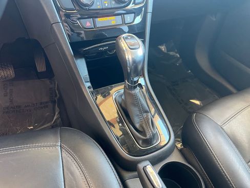 Used 2018 Buick Encore Essence FWD image 14