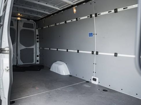 Used 2024 Mercedes-Benz Sprinter 2500 image 29