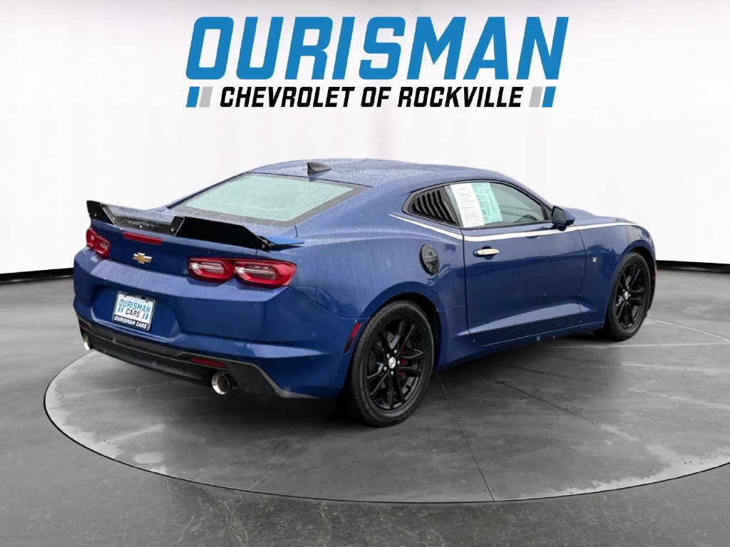 Used 2020 Chevrolet Camaro LS RWD image 6