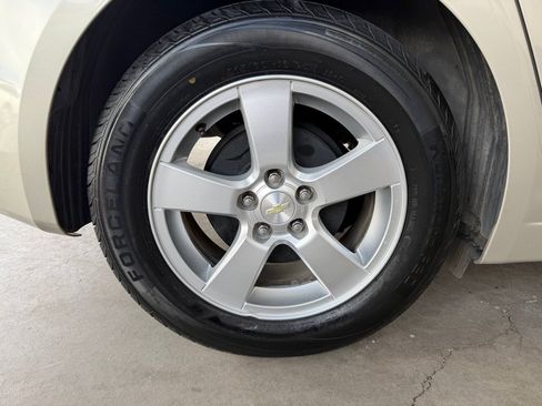 Used 2014 Chevrolet Cruze LT FWD image 53