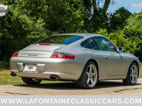 Used 2002 Porsche 911 Carrera RWD image 28