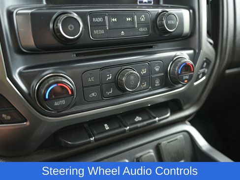 Used 2018 Chevrolet Silverado 1500 LTZ AWD/4WD image 24