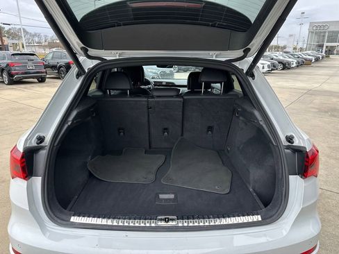 Used 2024 Audi Q3 2.0T Premium image 25