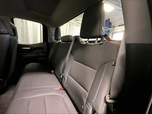 Used 2019 Chevrolet Silverado 1500 Custom w/ Custom Value Package image 15