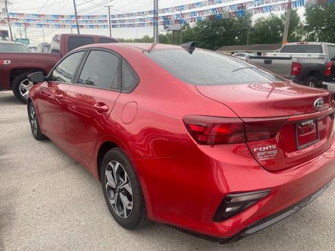 Used 2019 Kia Forte LXS image 5