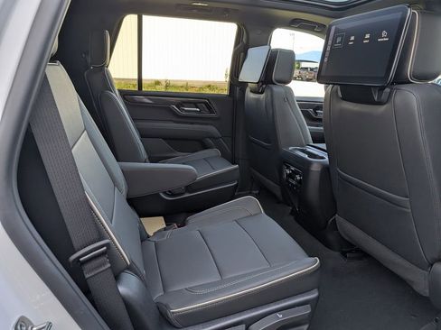 New 2026 GMC Yukon Elevation w/ Elevation Premium Package AWD/4WD image 34