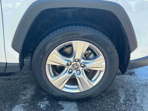 Used 2024 Toyota RAV4 XLE FWD image 16