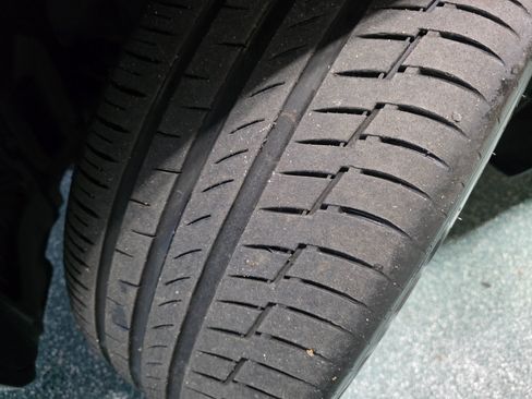 Used 2019 BMW X5 xDrive50i w/ M Sport Package image 14