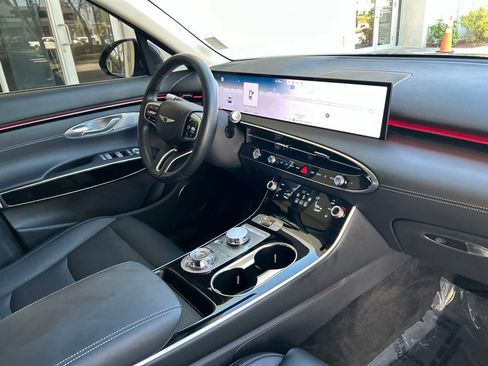 Used 2026 Genesis GV70 2.5T AWD/4WD image 24
