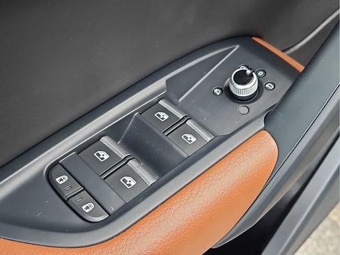 Certified 2023 Audi Q5 2.0T Premium w/ Convenience Package image 13