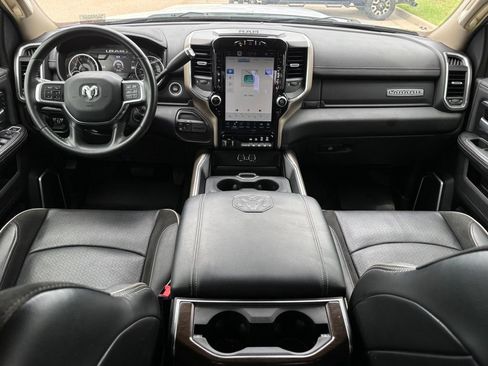 Used 2022 RAM 2500 Laramie AWD/4WD image 9