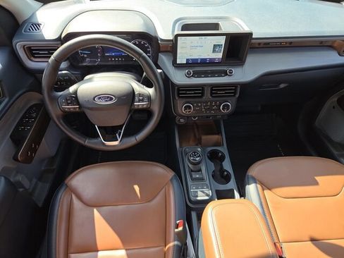 Used 2024 Ford Maverick Lariat w/ FX4 Off-Road Package AWD/4WD image 9