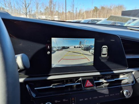 Certified 2023 Kia Niro EX Touring image 10