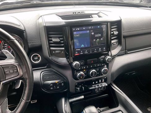 Used 2022 RAM 1500 Laramie AWD/4WD image 8