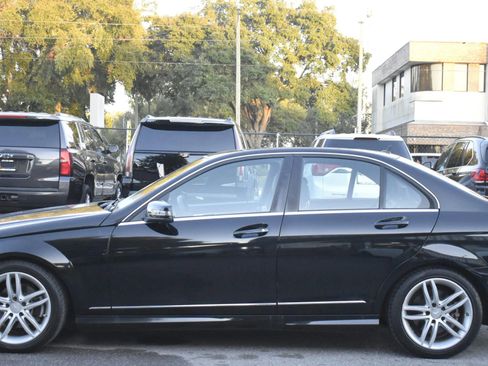 Used 2014 Mercedes-Benz C 250 C 250 Luxury Sedan 4D image 4