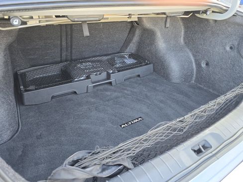 Used 2023 Nissan Altima 2.5 SR w/ SR Premium Package image 28