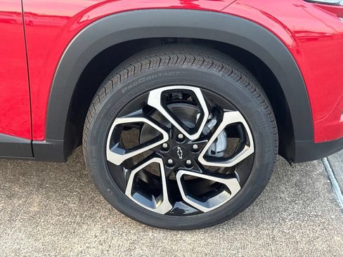 New 2026 Chevrolet Trax RS w/ Driver Confidence Package FWD image 8