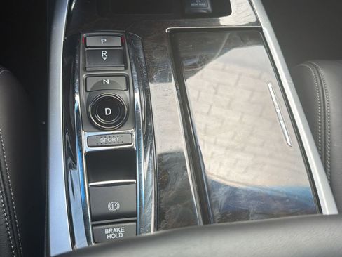 Used 2018 Acura RLX w/ Technology Package FWD image 15