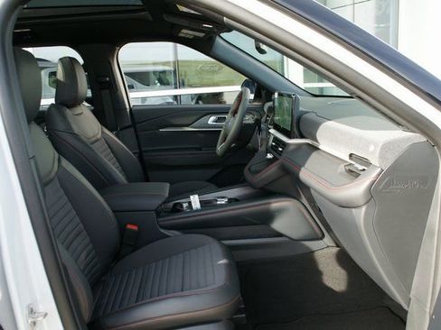 New 2026 Ford Explorer ST-Line w/ ST-Line Street Pack image 43