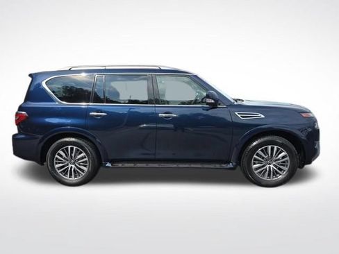 Used 2023 Nissan Armada SL w/ Captain's Chairs Package AWD/4WD image 6