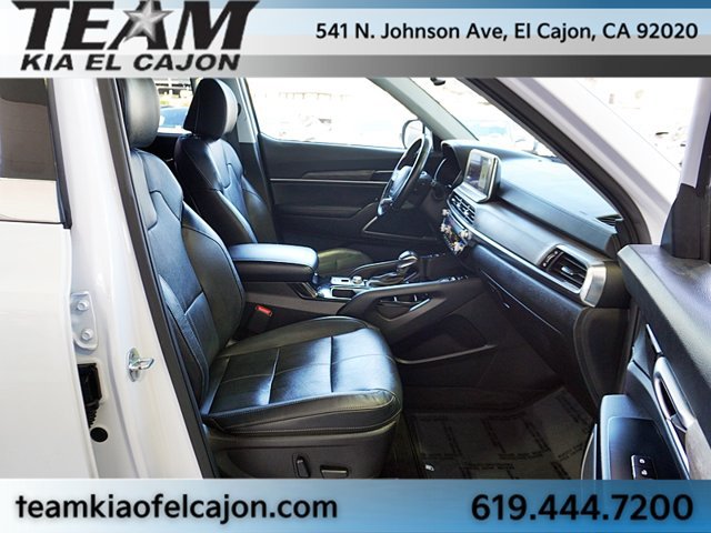 Certified 2022 Kia Telluride EX w/ EX Premium Package FWD image 12