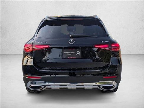 Used 2026 Mercedes-Benz GLC 300 4MATIC image 7