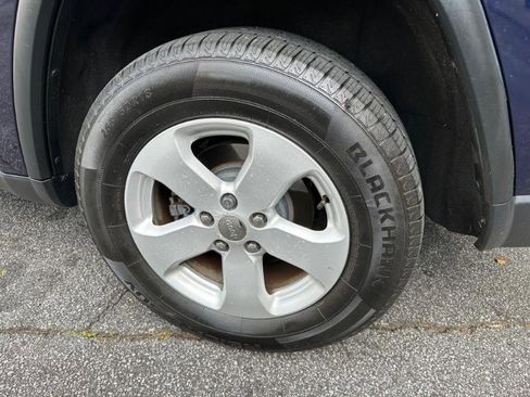 Used 2013 Jeep Grand Cherokee Laredo image 9