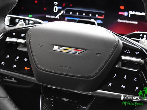 Used 2026 Cadillac Escalade V w/ LPO, ONYX Package image 47