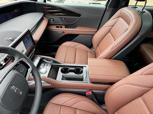 New 2026 Lincoln Nautilus Reserve image 31