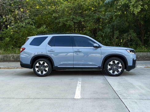 Used 2026 Honda Pilot Elite image 10