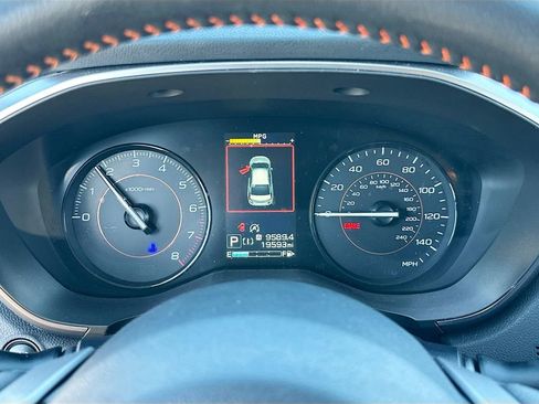 Used 2023 Subaru Crosstrek 2.0i Premium image 12