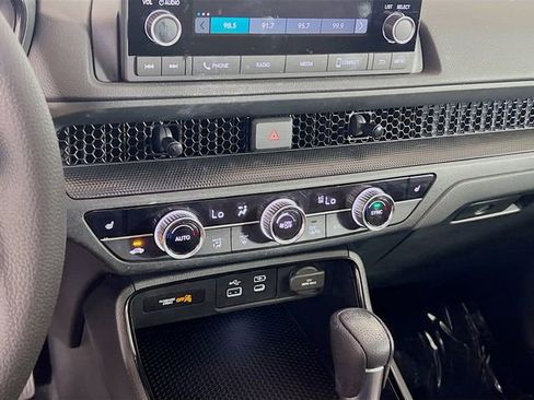 Used 2025 Honda CR-V EX image 15