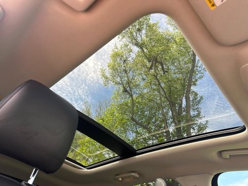 Used 2022 Ford Edge SEL w/ Convenience Package AWD/4WD image 9