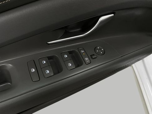 Certified 2025 Hyundai Elantra SEL FWD image 66