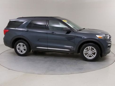 Certified 2023 Ford Explorer XLT w/ Equipment Group 202A AWD/4WD image 12