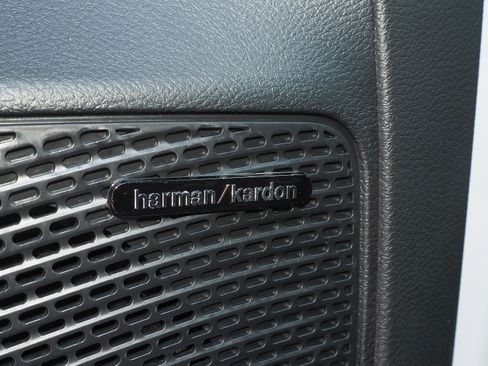 New 2026 Chrysler Pacifica Pinnacle image 31