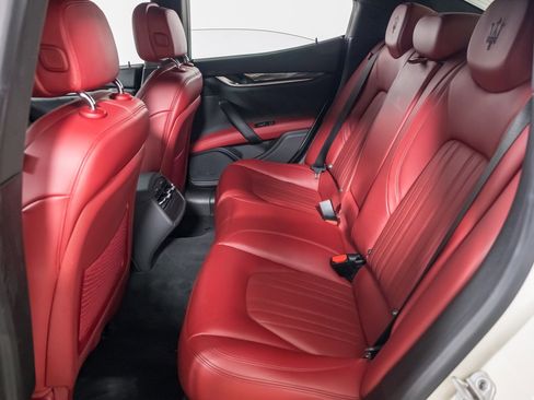 Used 2022 Maserati Ghibli Modena Q4 image 23