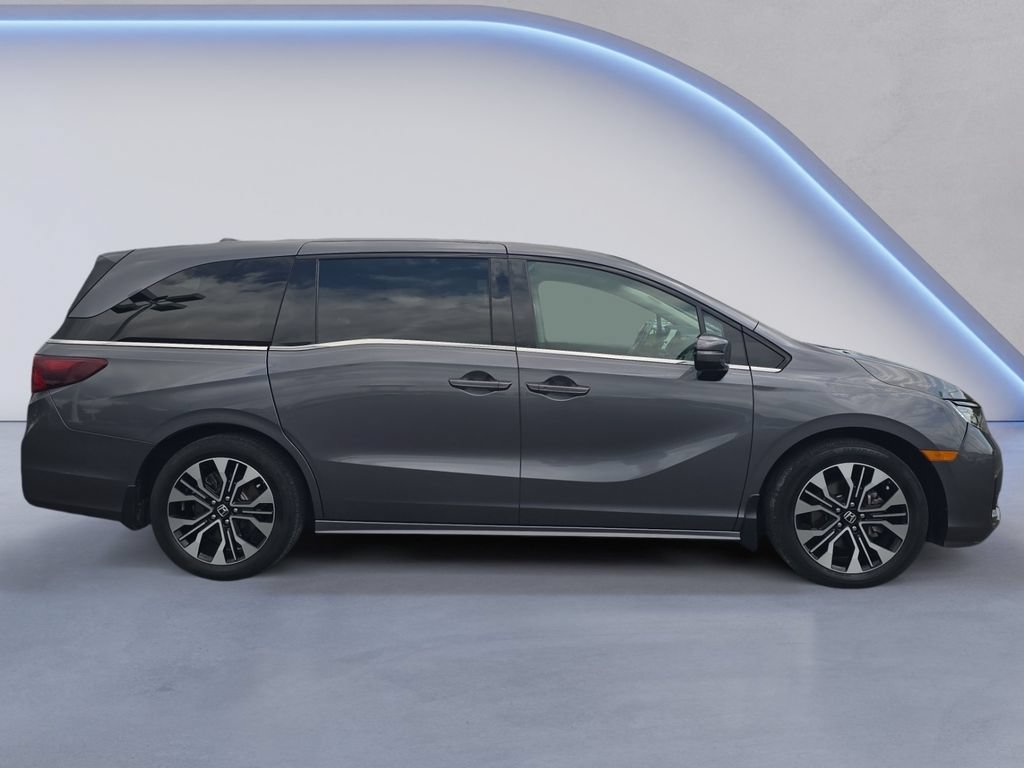 Used 2025 Honda Odyssey Elite image 7