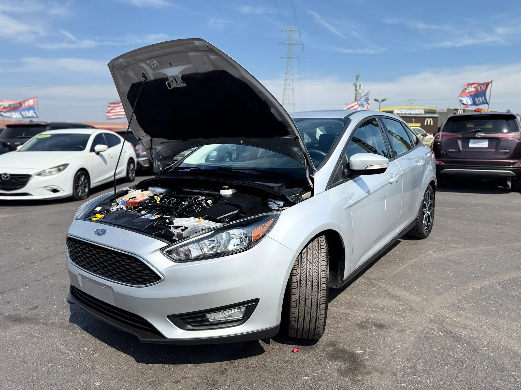 Used 2018 Ford Focus SEL FWD image 8