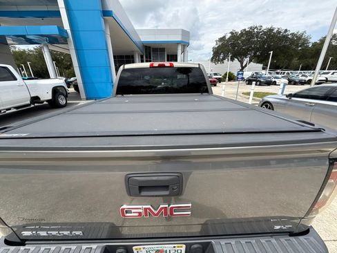 Used 2017 GMC Sierra 1500 SLT w/ SLT Premium Package RWD image 13