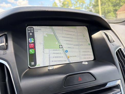 Used 2018 Ford Focus ST w/ Equipment Group 401A FWD image 33
