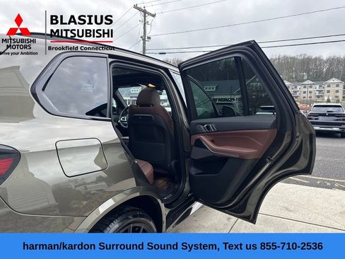 Used 2025 BMW X5 xDrive40i w/ M Sport Package image 22