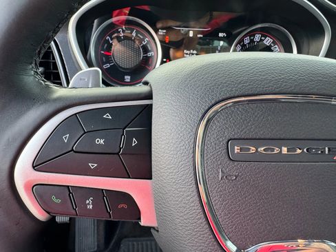 Used 2017 Dodge Challenger GT w/ Driver Convenience Group image 30